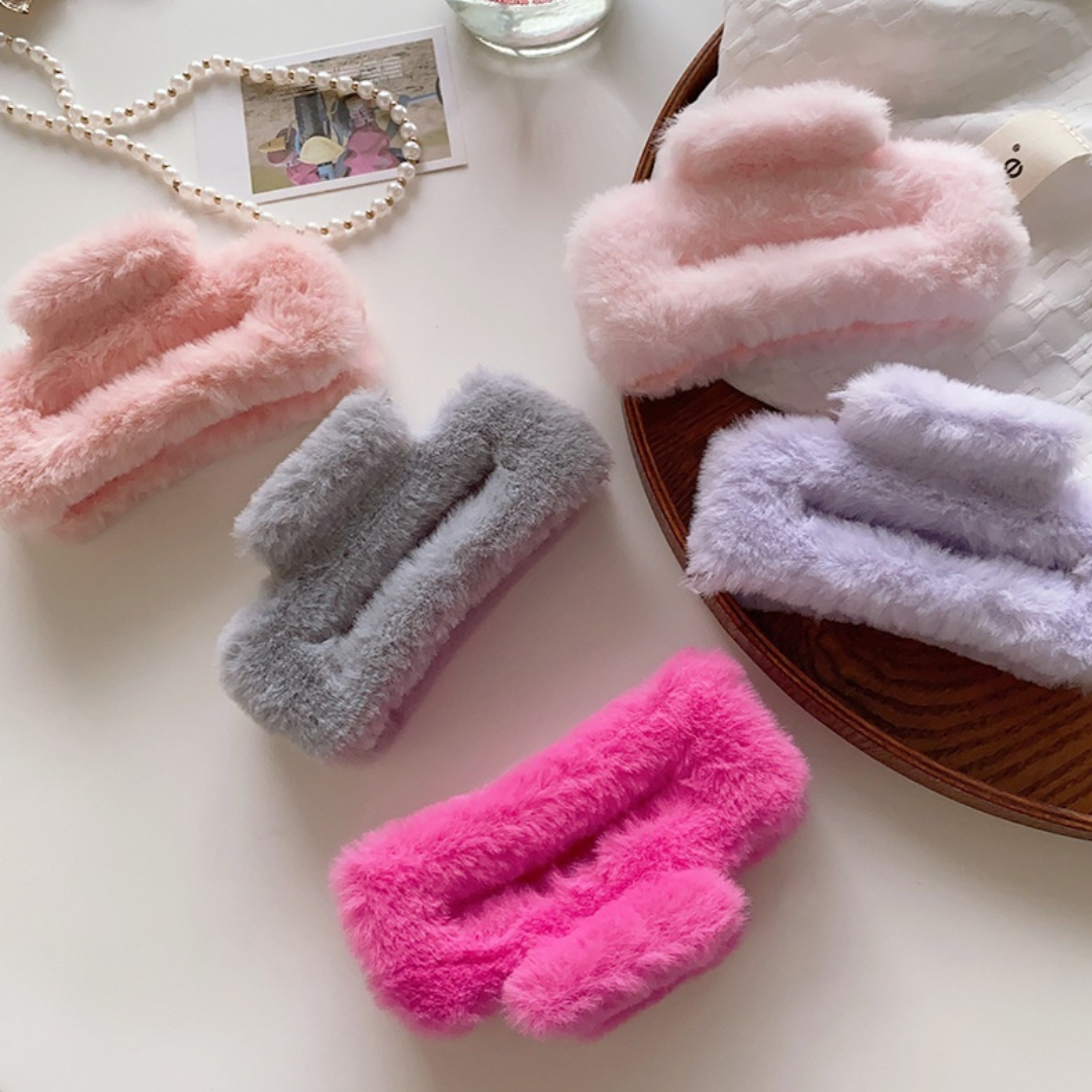 Plush Hair Candy Claw