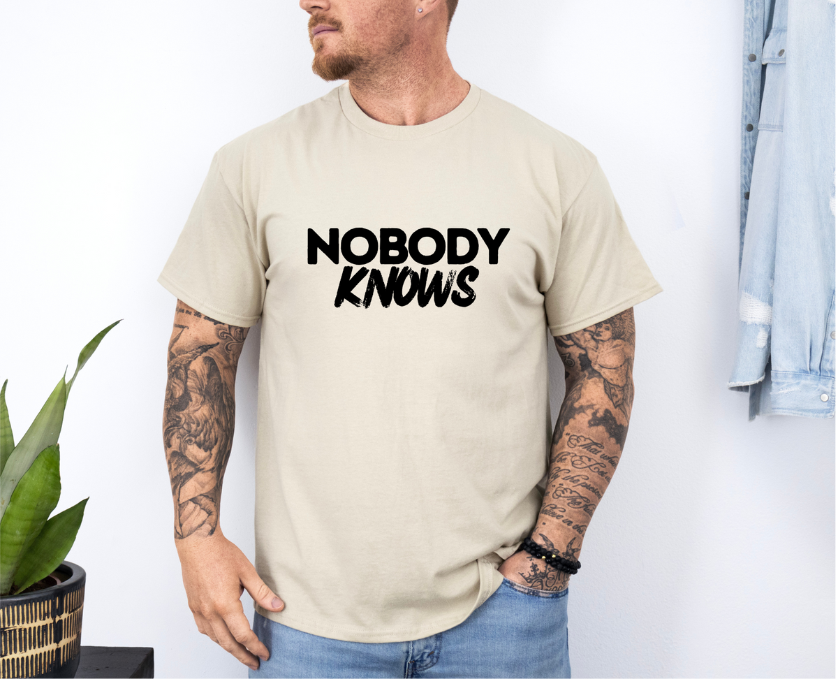 NOBODY Tシャツ